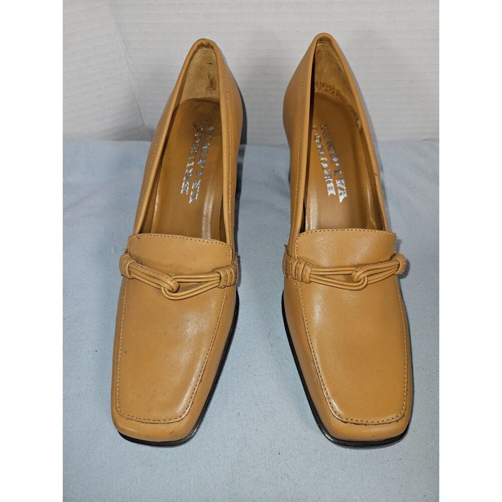 Bruno Valenti Vintage Camel Heel Loafers Tie Square Toe Detail Size 7.5
